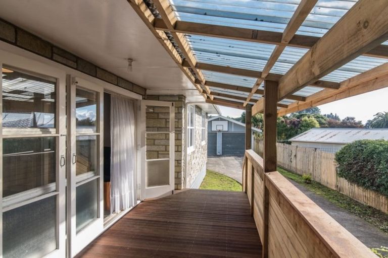 Photo of property in 86 Ruapehu Street, Paraparaumu, 5032