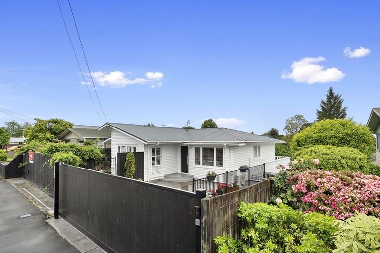 Photo of property in 200 Sandwich Road, St Andrews, Hamilton, 3200