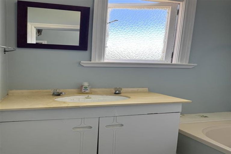 Photo of property in 10 Ashmore Avenue, Cobden, Greymouth, 7802