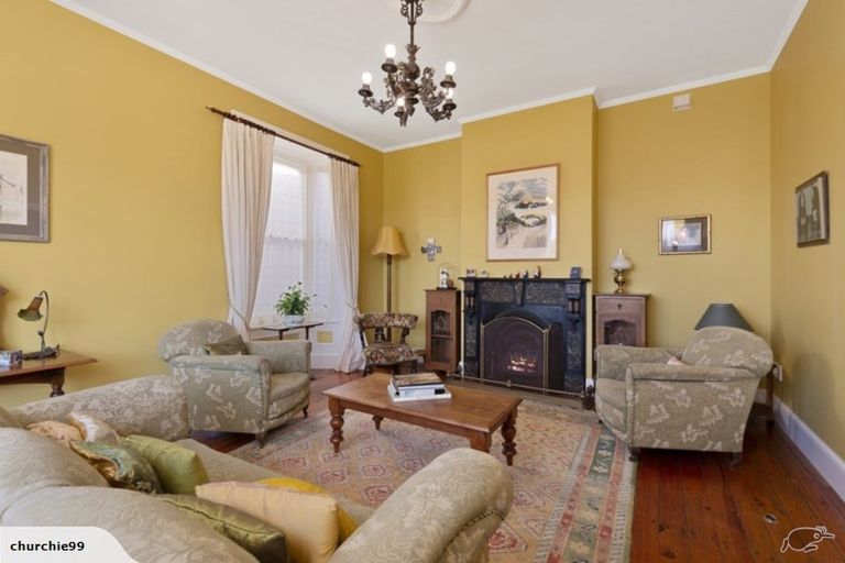 Photo of property in 16 Godley Quay, Lyttelton, 8082