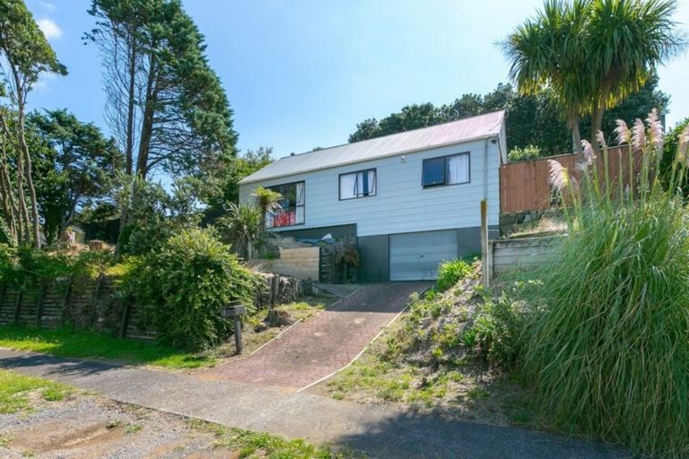 Photo of property in 12 Warkworth Grove, Bell Block, New Plymouth, 4312