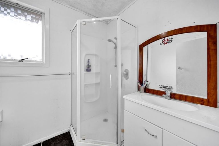 Photo of property in 23 Grey Street, Normanby, Hawera, 4614