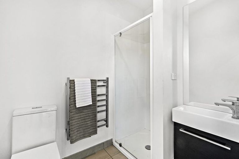 Photo of property in 10d Beauchamp Street, Karori, Wellington, 6012