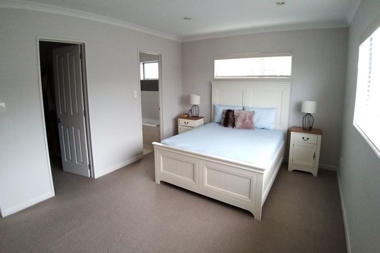 Photo of property in 1 Portofina Place, Flat Bush, Auckland, 2019