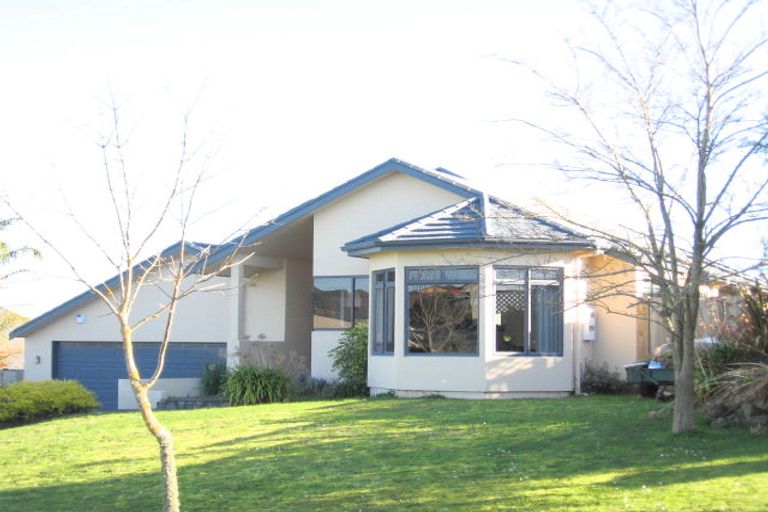 Photo of property in 4 Bramley Drive, Rototuna, Hamilton, 3210