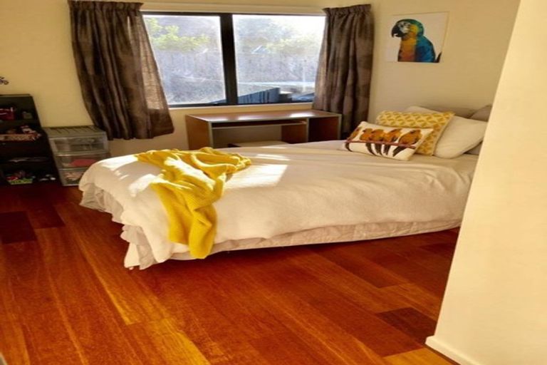 Photo of property in 7 Morpeth Street, Johnsonville, Wellington, 6037