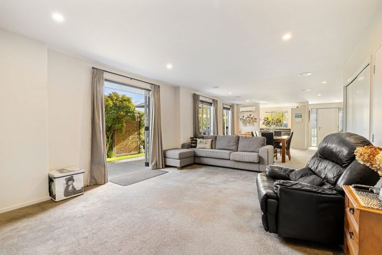 Photo of property in 2 Albion Lane, Hillmorton, Christchurch, 8024