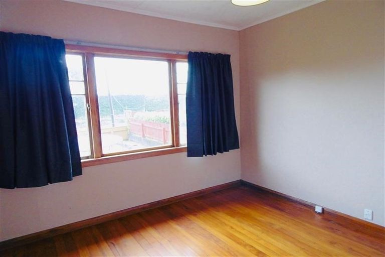 Photo of property in 292 Huatoki Street, Upper Vogeltown, New Plymouth, 4310