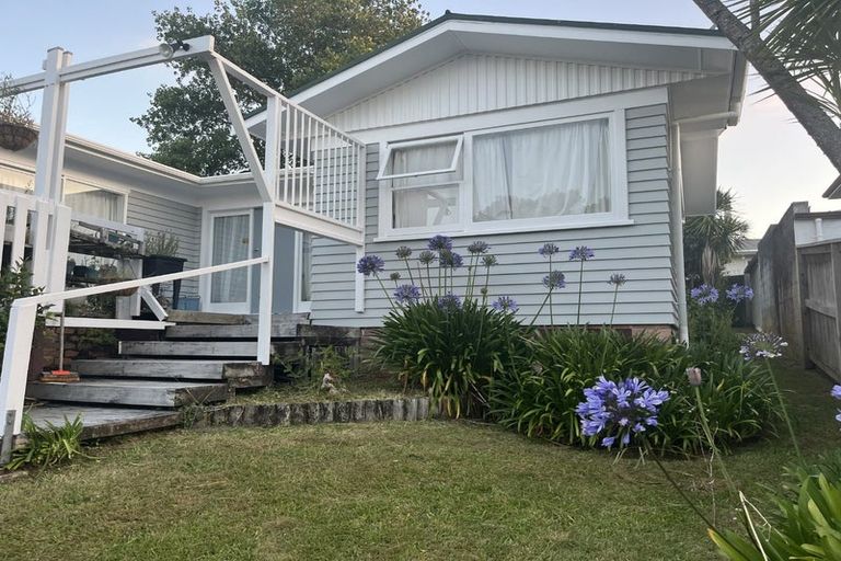 Photo of property in 3 Vienna Place, Birkenhead, Auckland, 0626