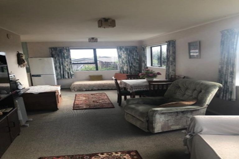 Photo of property in 34 Rutherford Drive, Waikanae Beach, Waikanae, 5036