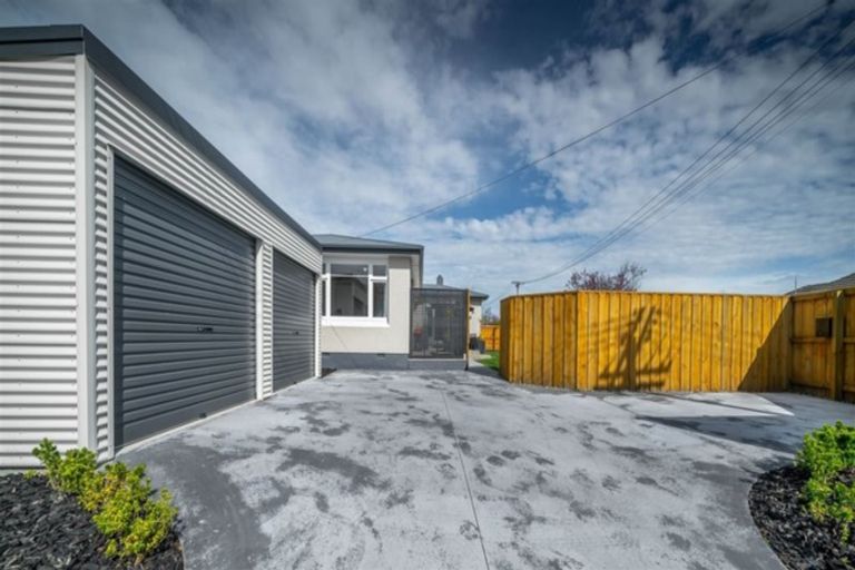 Photo of property in 18 Fatima Street, Redwood, Christchurch, 8051