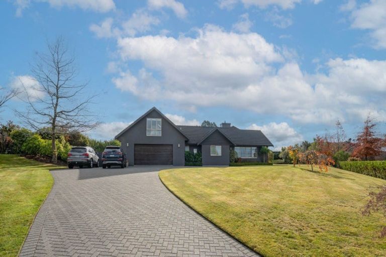 Photo of property in 63 Loch Views Road, Acacia Bay, Taupo, 3385