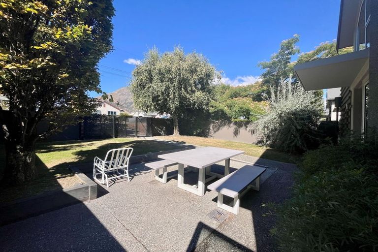 Photo of property in 2/8 Humphrey Street, Frankton, Queenstown, 9300