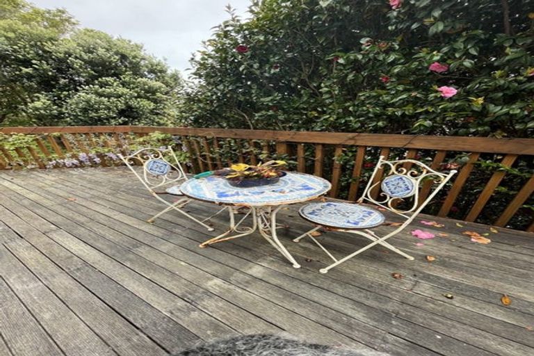 Photo of property in 9 Mariners Way, Whitby, Porirua, 5024