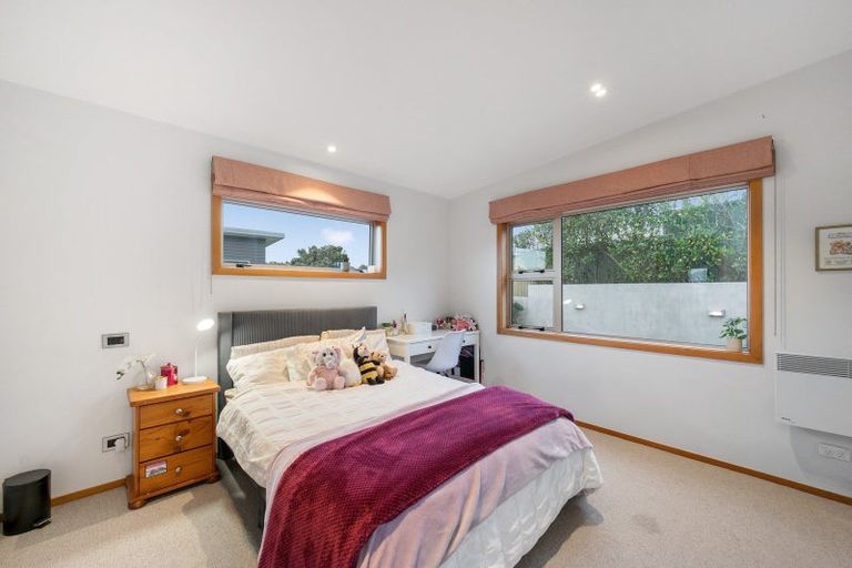 Photo of property in 2 Arakan Way, Khandallah, Wellington, 6035