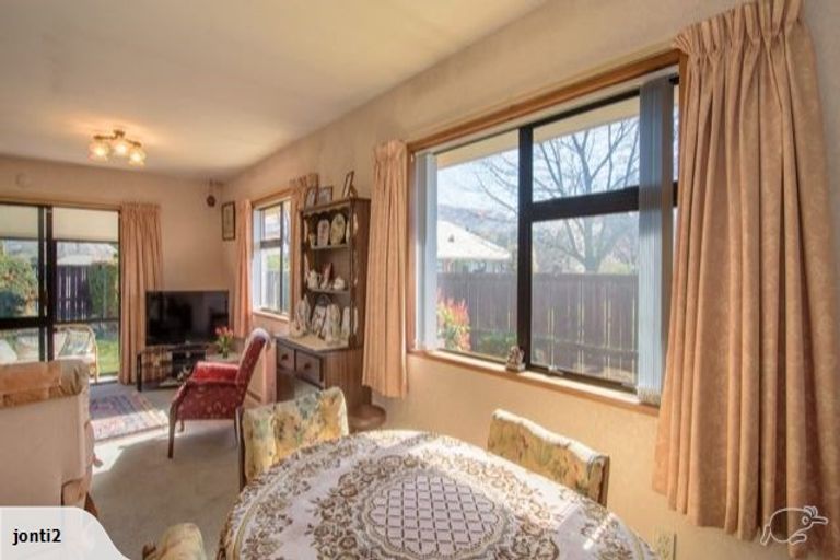 Photo of property in 15 Westmoreland Place, Cromwell, 9310