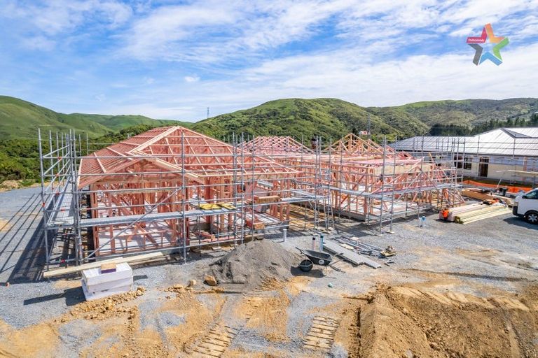 Photo of property in 8 Kairaumati Crescent, Kelson, Lower Hutt, 5010