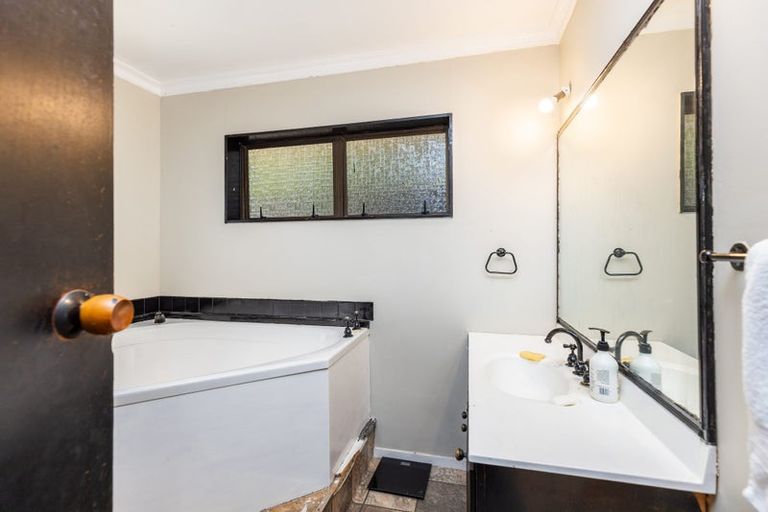 Photo of property in 21 Upland Road, Huntly, 3700