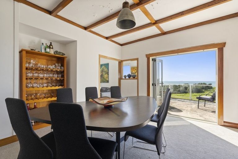 Photo of property in 2 Record Street, Fitzroy, New Plymouth, 4312