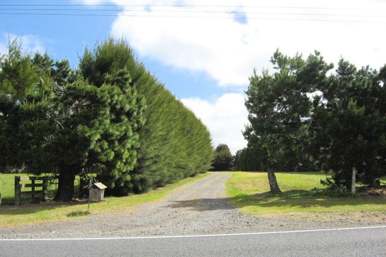 Property details for 34 Kauri Road, Whenuapai, Auckland, 0618