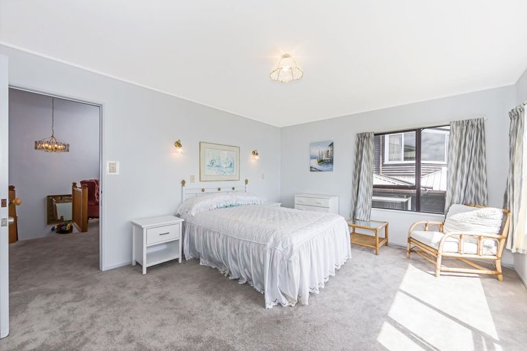 Photo of property in 56c Rawhiti Road, Manly, Whangaparaoa, 0930