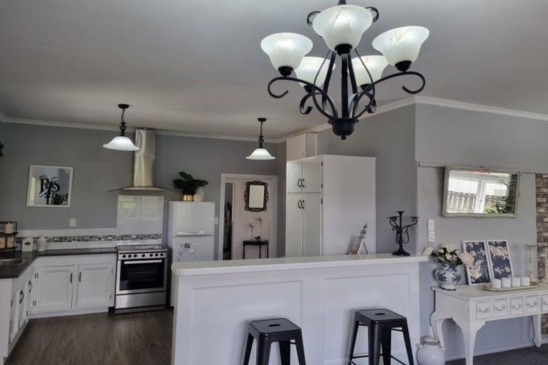 Photo of property in 43 York Street, Levin, 5510