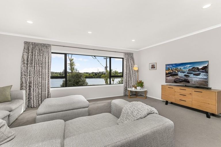 Photo of property in 332 Hingaia Road, Karaka, Papakura, 2580