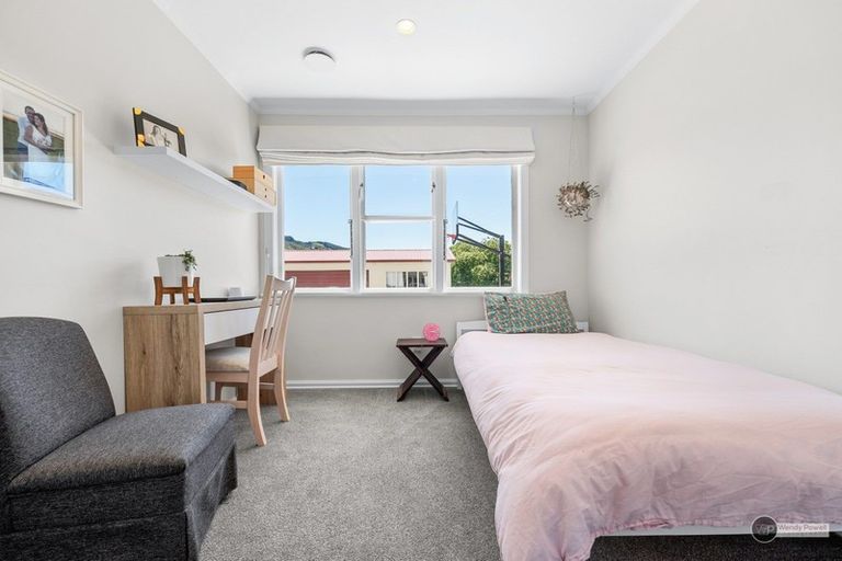 Photo of property in 76 Shakespeare Avenue, Trentham, Upper Hutt, 5018