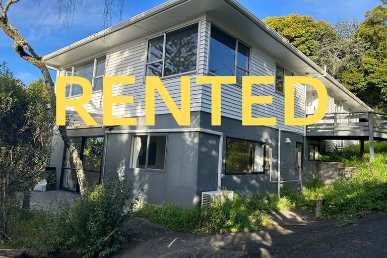 Photo of property in 2/40a Marlborough Avenue, Glenfield, Auckland, 0629