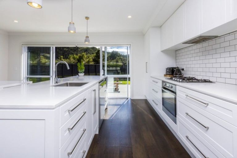 Photo of property in 80 Riverstone Drive, Riverstone Terraces, Upper Hutt, 5018
