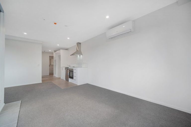 Photo of property in 101/28c Eileen Newey Place, Henderson, Auckland, 0612