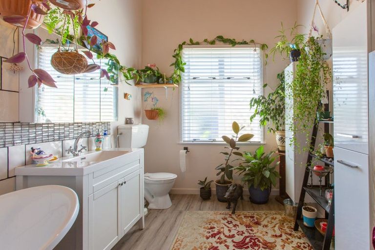 Photo of property in 25 Ruahine Street, Dannevirke, 4930