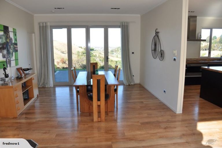 Photo of property in 7 Outlook Terrace, Taradale, Napier, 4112