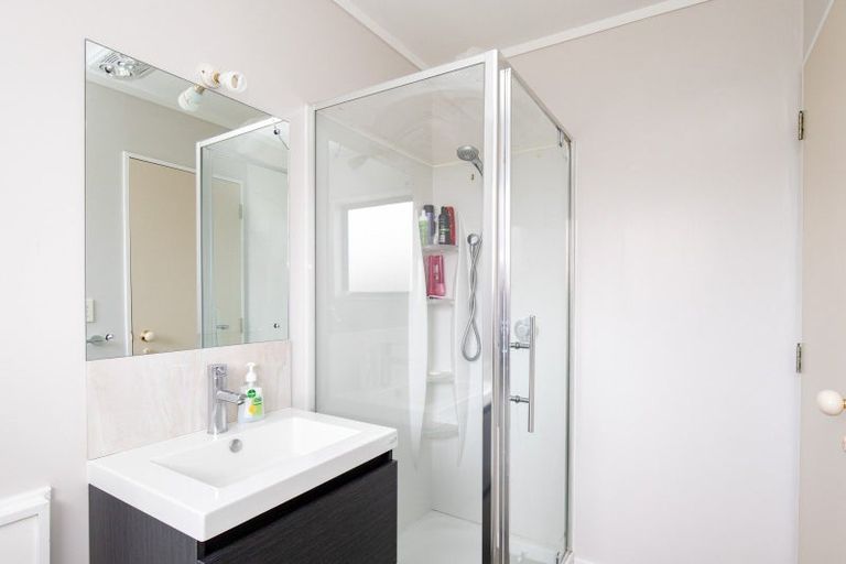 Photo of property in 3 Madgwick Place, Ngatea, 3503