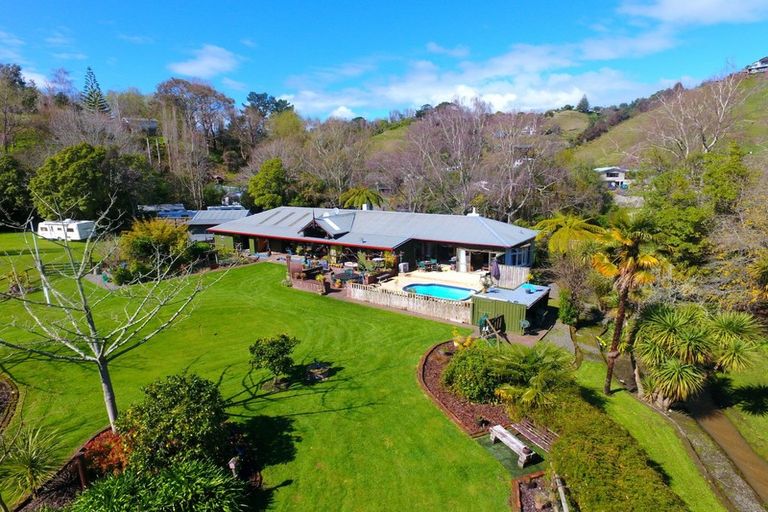Photo of property in 33 Durie Vale Road, Durie Hill, Whanganui, 4500