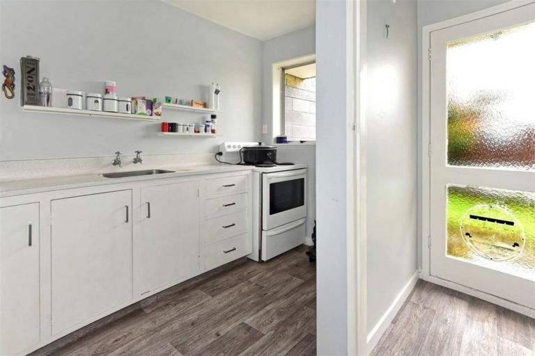 Photo of property in 2/4a Hayton Road, Hornby, Christchurch, 8042