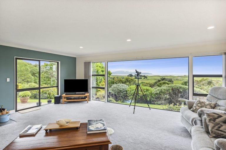 Photo of property in 229 Te Hapua Road, Te Horo, Otaki, 5581