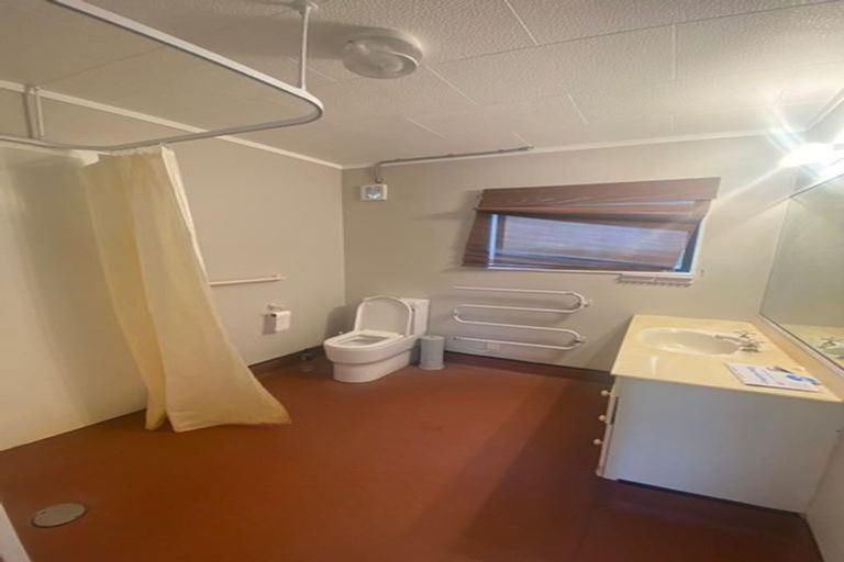 Photo of property in 21 Hakea Place, Totara Heights, Auckland, 2105