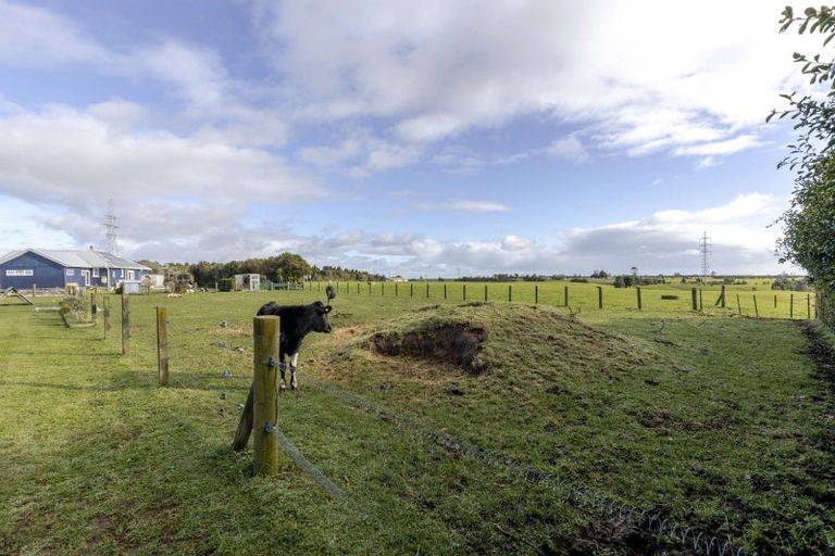 Photo of property in 153 Inland Road North, Tikorangi, Waitara, 4383