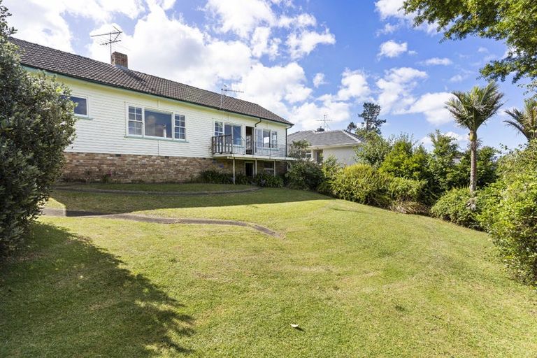 Photo of property in 57 Parkhill Road, Mellons Bay, Auckland, 2014