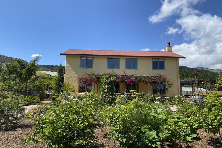 Photo of property in 44 Nyhane Drive, Ligar Bay, Takaka, 7183
