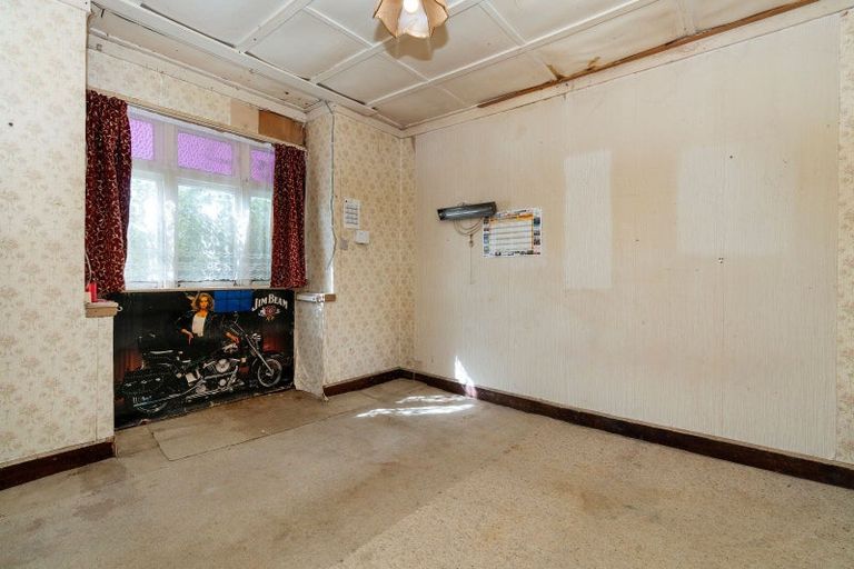 Photo of property in 9 Toi Street, Otaki Beach, Otaki, 5512