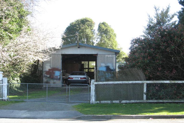 Photo of property in 112 East Street, Greytown, 5712