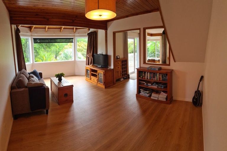 Photo of property in 24 Sarah Todd Lane, Waimauku, 0812