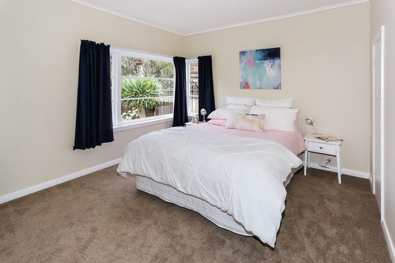 Photo of property in 96 George Street, Tuakau, 2121