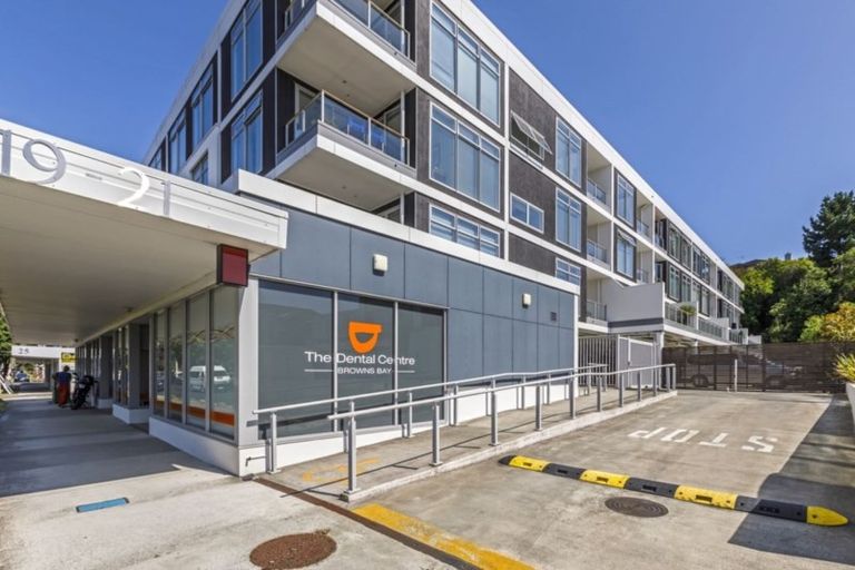Photo of property in Norfolk Apartments, 307/19 Bute Road, Browns Bay, Auckland, 0630