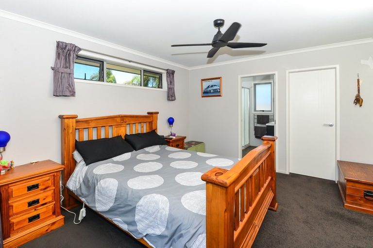 Photo of property in 4 Welwyn Place, Rototuna North, Hamilton, 3210