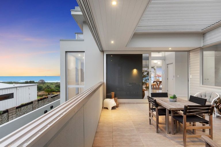 Photo of property in 223 Oceanbeach Road, Mount Maunganui, 3116