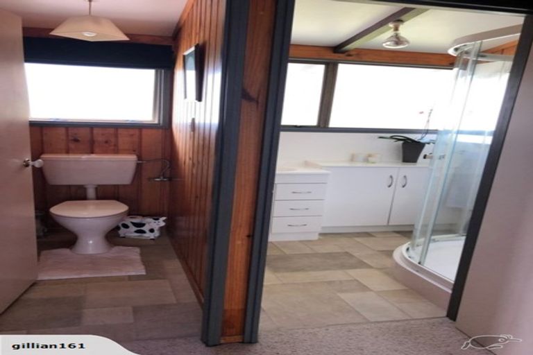 Photo of property in 6 Vela Place, Clarks Beach, 2122