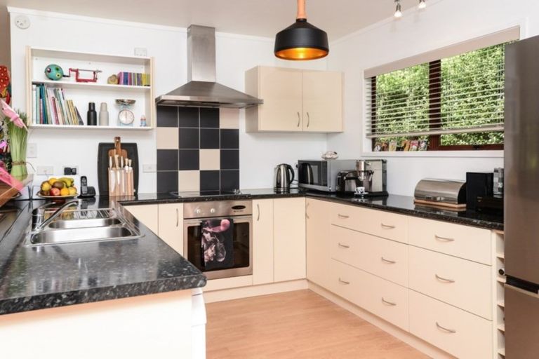 Photo of property in 6 Silva Crescent, Riverlea, Hamilton, 3216